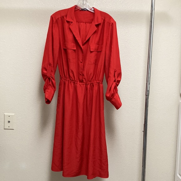 Vintage Red Dress - Picture 5 of 6